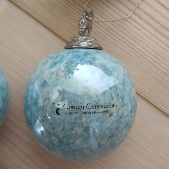 Set of 4 Bradford Editions Wolf Ornaments - Picture 6 of 10